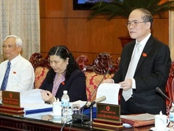 National Assembly Standing Committee discusses law revisions - ảnh 1
